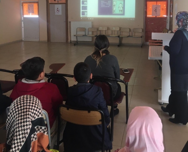 Öğrencilere Korona Virüsü, Temizlik Ve Hijyen Semineri Verildi