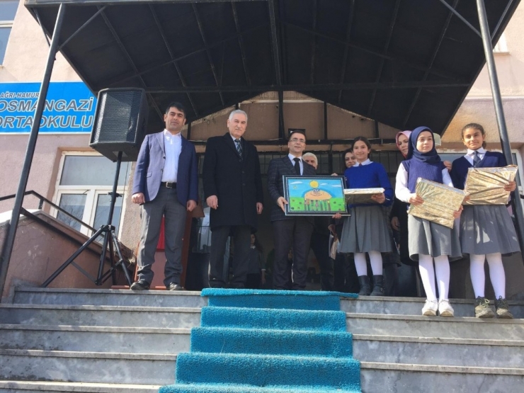 Ağrı’da Tüm Ödüller Hamur’a Verildi