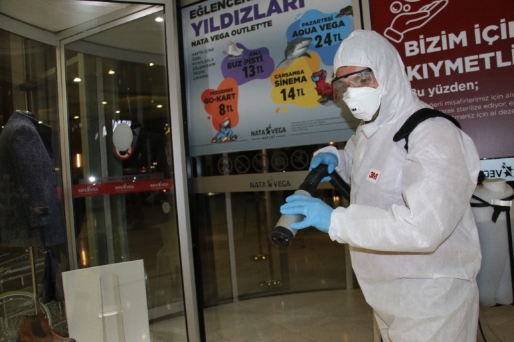 Avm’de Korona Virüse Karşı Önlem