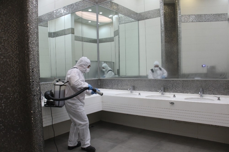 Avm’de Korona Virüse Karşı Önlem