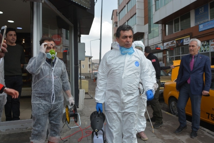 Ardahan Belediyesi Korona Virüs Riskine Karşı Önlemlerini Arttırdı