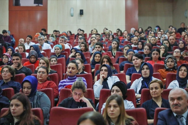 Sağlık Çalışanlarıyla İstişare Toplantısı Gerçekleştirildi