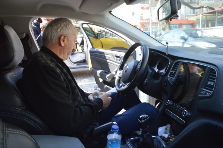 Orhangazili Taksicilerden Virüs Tedbiri