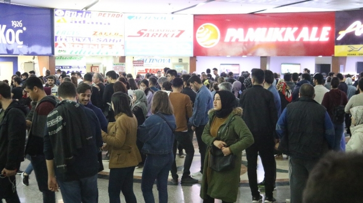 Denizli Otogarında Korona Tatili Yoğunluğu