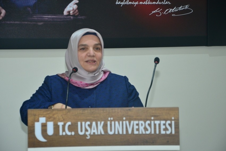 Gültekin: "Geleneklerden Kaynaklı Kadının Toplumda İkinci Sınıf Vatandaş Olarak Görülmesi Dinen Uygun Değil"