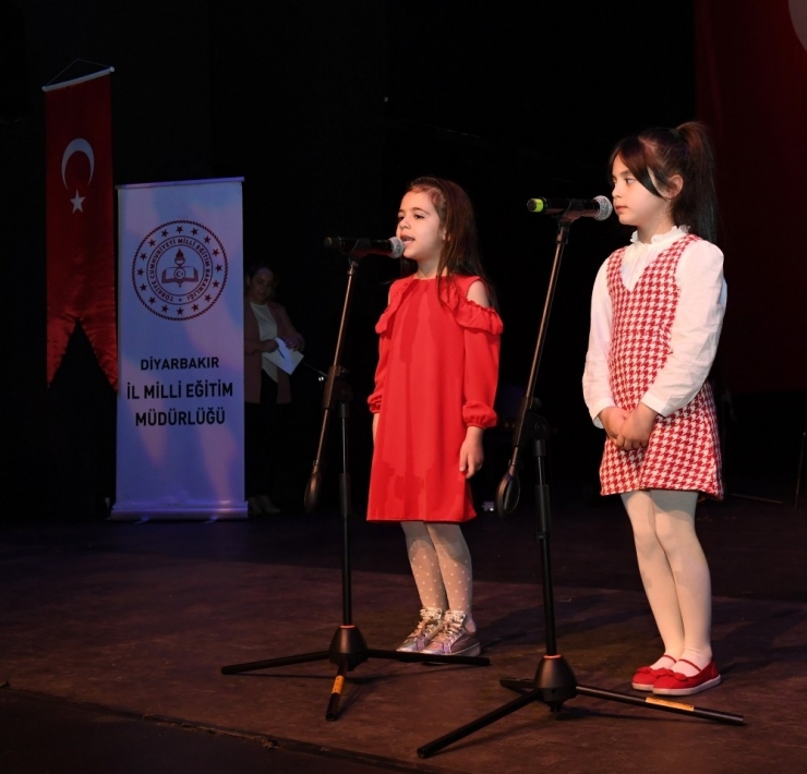 Diyarbakır’da İstiklal Marşı’nın Kabulü Ve Mehmet Akif Ersoy’u Anma Etkinliği