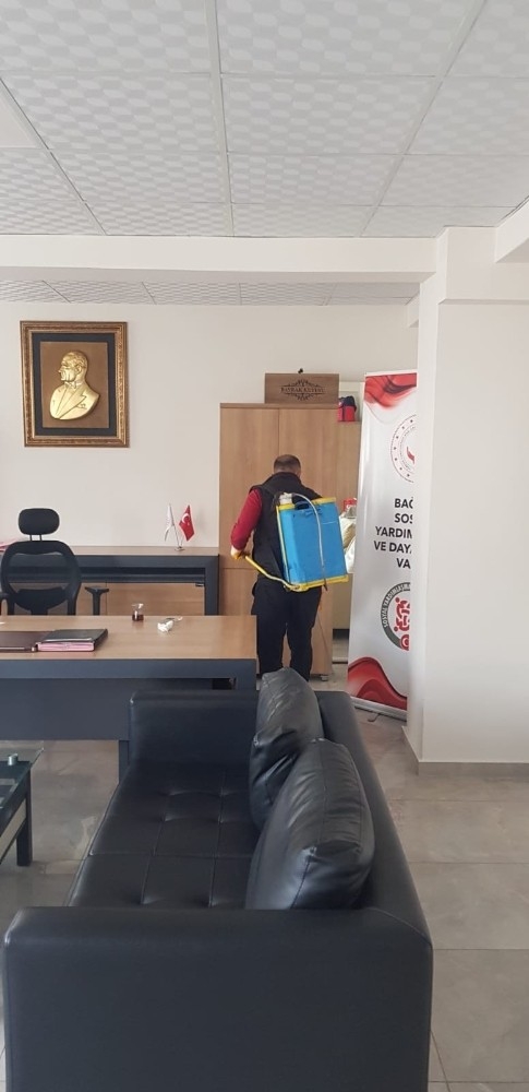 Kurumlar Dezenfekte Çalışmalarını Sürdürüyor