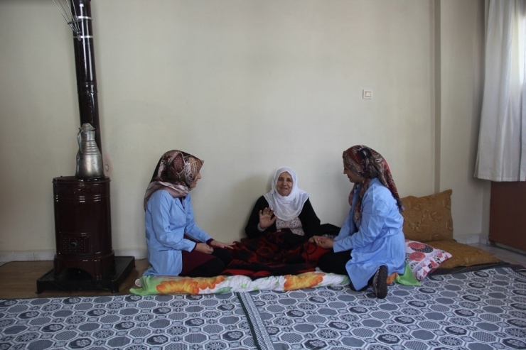 Kulp’ta Hasta Ve Yaşlılara Şefkat Eli Projesi