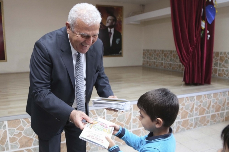 Başkan Atay’dan Öğrencilere Sürpriz Ziyaret