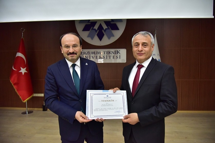 Etü’de ‘Osmanlı’da Kahve Ve Kahvehaneler’ Konferansı Düzenlendi