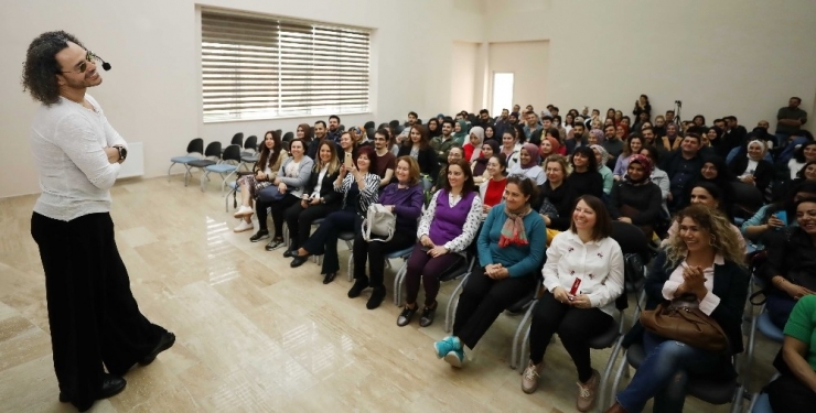 Gaün’de Stres Yönetimi Konulu Seminer Verildi