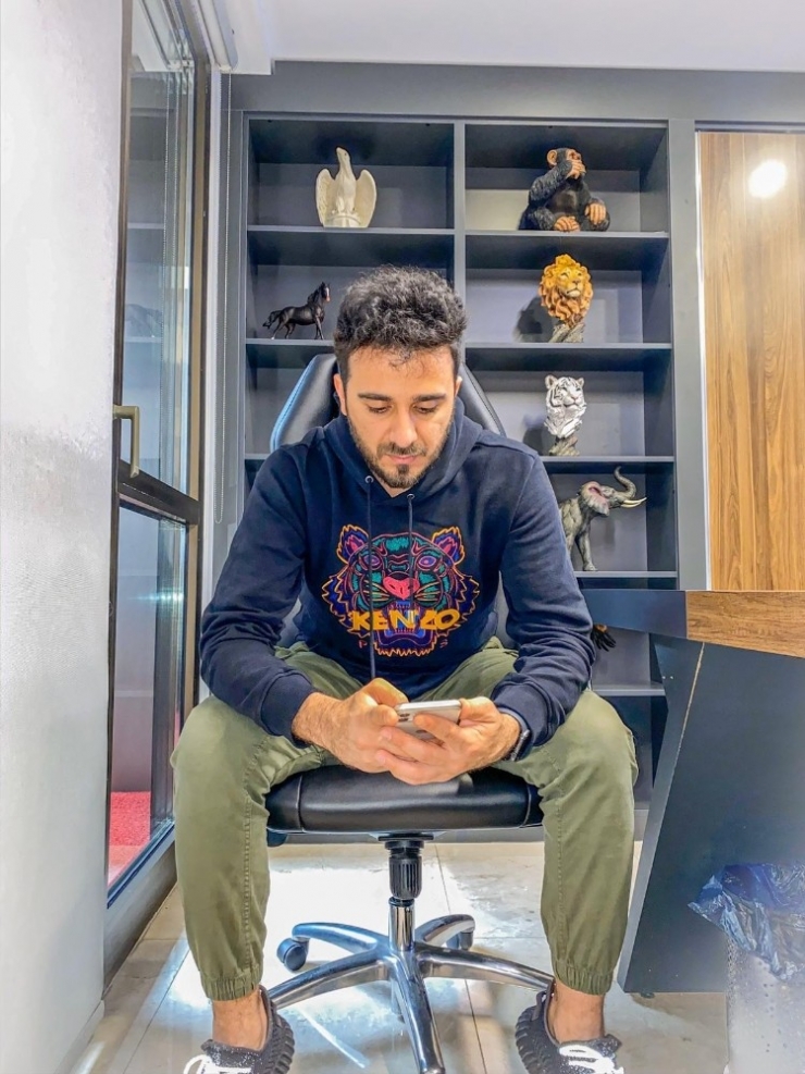 Mehmet Veysal Akdemir’in "Heykel Kafası" Projesi Nasıl Büyüdü?