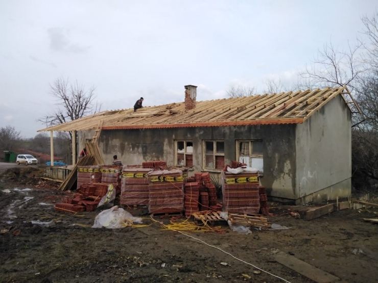 Kandıra Seyitaliler Köy Okulu Yenileniyor