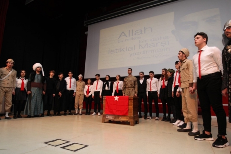 Mehmet Akif Gebze’de Anıldı