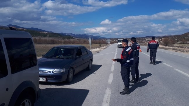 Jandarmadan Araçta Sigara İçen Sürücüye Ceza