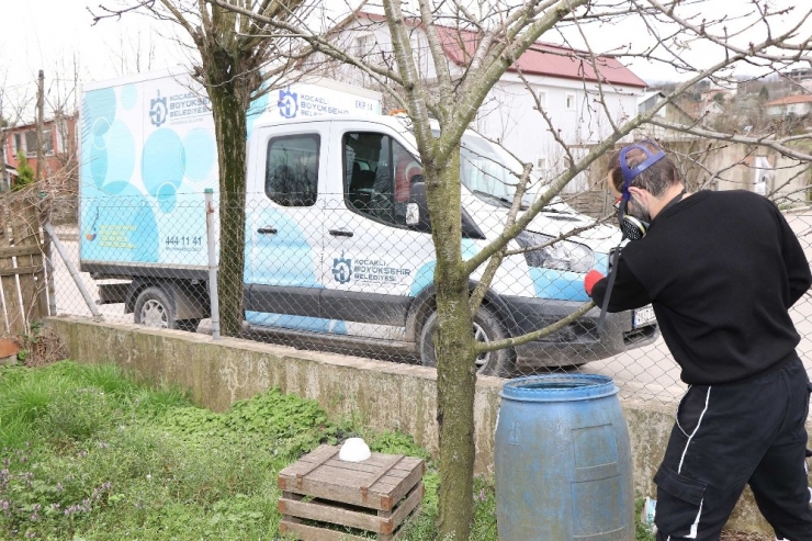 Kocaeli’de Vektörle Mücadele Kapı Kapı Sürüyor
