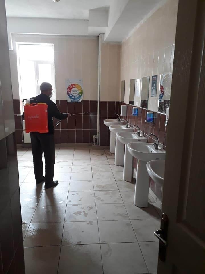 Hüyük’teki Okullar Koronavirüse Karşı Dezenfekte Edildi