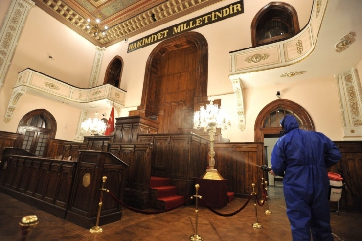 Kültür Ve Turizm Bakanlığına Bağlı Müzeler Dezenfekte Ediliyor