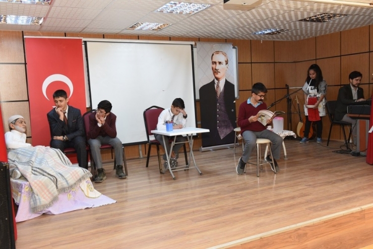 Şanlıurfa’da ’Mehmet Akif Ersoy’ Anma Töreni