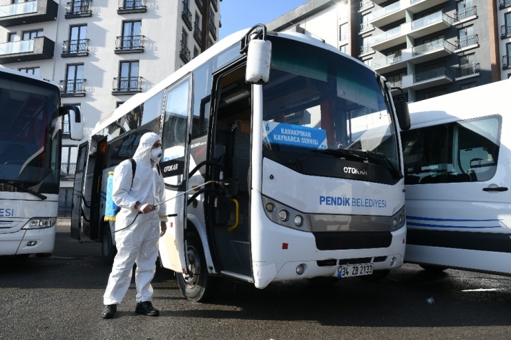 Pendik’te Korona Virüse Karşı Dezenfekte Çalışmaları Yapılıyor