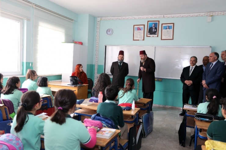 Mehmet Akif Ersoy Talas’ta