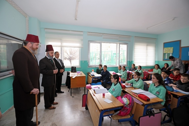 Mehmet Akif Ersoy Talas’ta