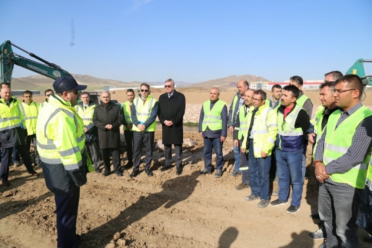 Bakan Yardımcısı Metin, Ankara Çayı Islah Çalışmalarını Yerinde İnceledi