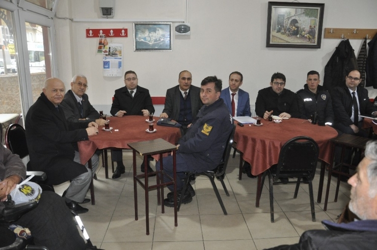 Halk Ve Güvenlik Toplantısı Yapıldı