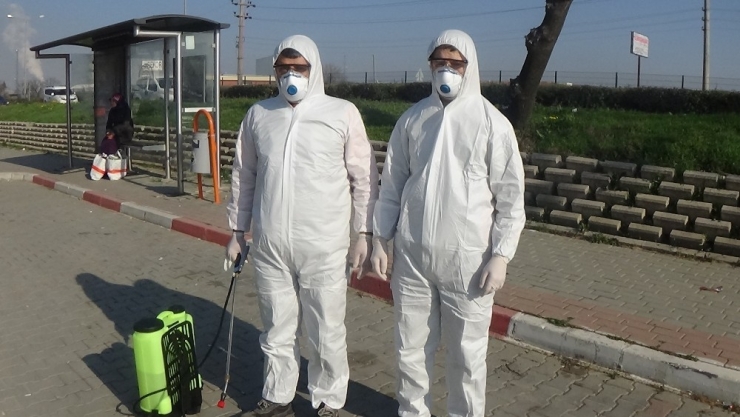 İnegöl’de Duraklar, Parklar, Camiler Ve Okullar İlaçlanıyor