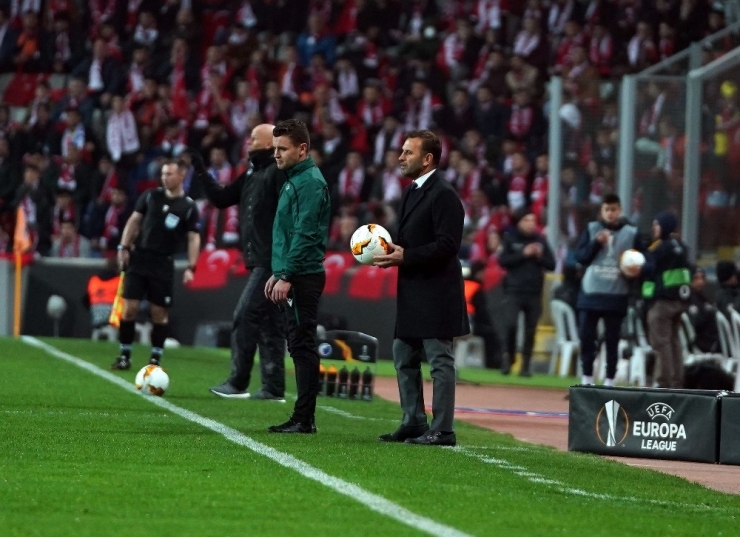 Uefa Avrupa Ligi: Medipol Başakşehir: 0 - Fc Kopenhag: 0 (Maç Devam Ediyor)