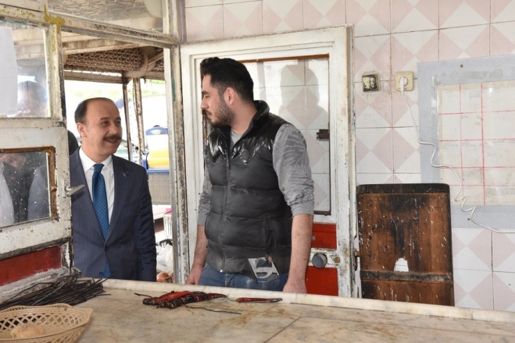 Vali Erin Bozova’da İncelemelerde Bulundu