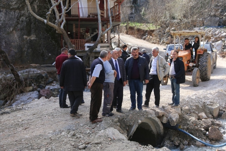 Başkan Öztürk Kapuzbaşı’da İncelemelerde Bulundu