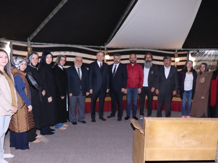 Başkan Özlü, Konuralp Tarihi Kazı Alanında Çalışmaları İnceledi