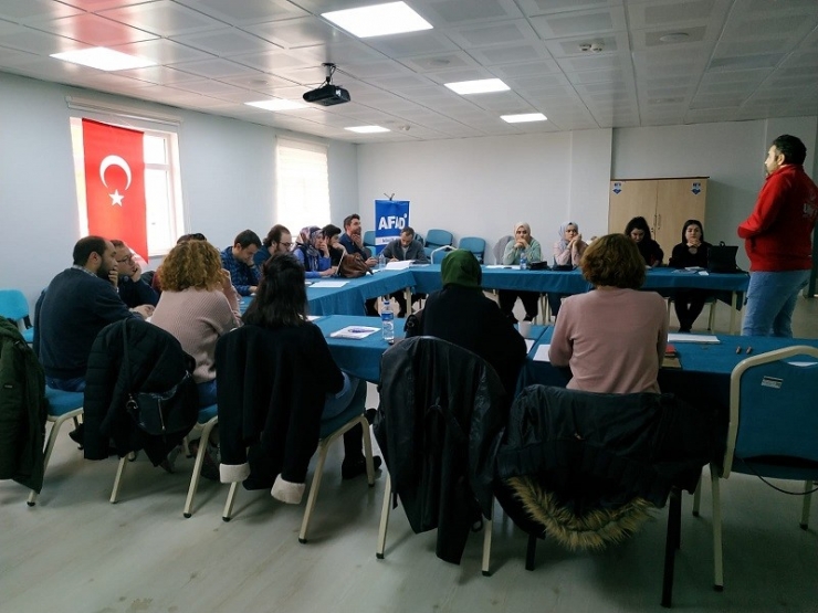 Afad Gönüllülerine Sertifikalı İlk Yardım Eğitimi Başladı