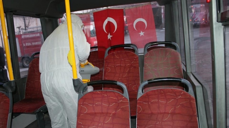 Emirdağ’da Dezenfekte Çalışmaları Sürüyor