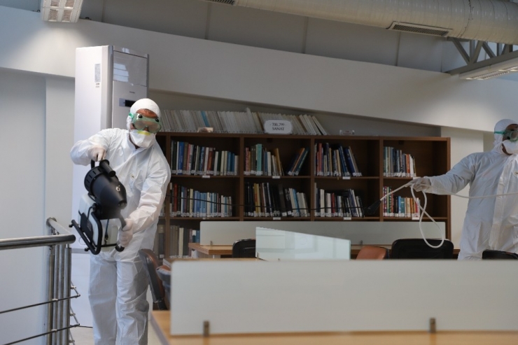 Alanya’da Riskli Alanlarda Dezenfekte Çalışmaları Yapılıyor