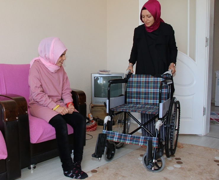 15 Yaşındaki İrem Okusun Diye Engeller Kaldırıldı