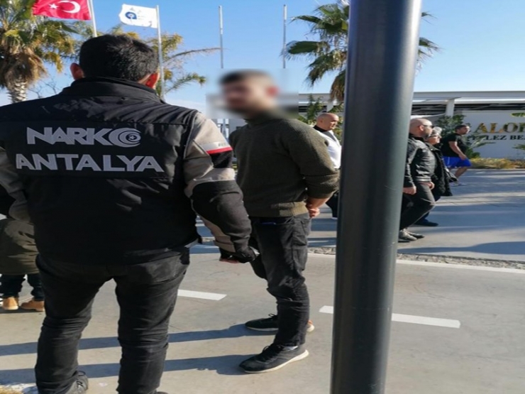 Antalya’da 4 Bin 284 Şahıs Sorgulandı