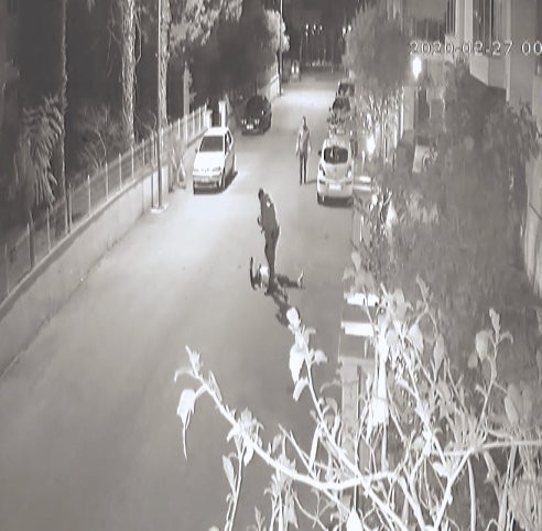 Kaçan Şüphelinin Bekçi Tarafından Vurulma Anı Kameralara Yansıdı