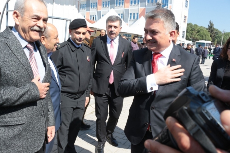 Balıkesir Valisi Yazıcı Virüse Karşı Tedbirli