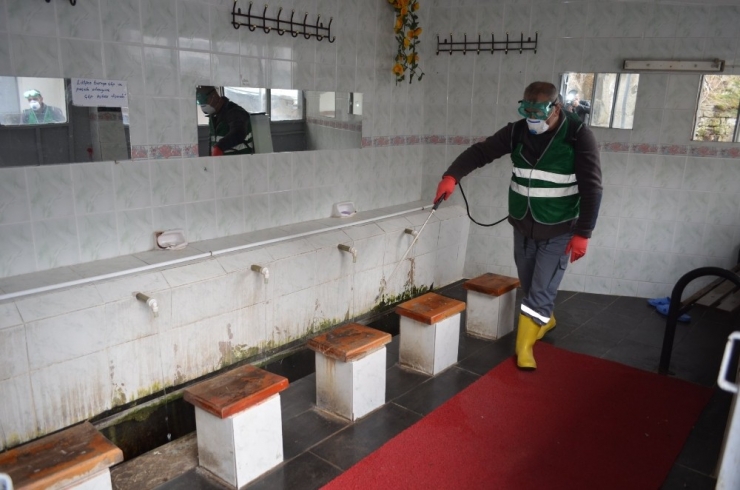 Bünyan Belediyesi Cuma Namazı Öncesi Camileri Dezenfekte Etti