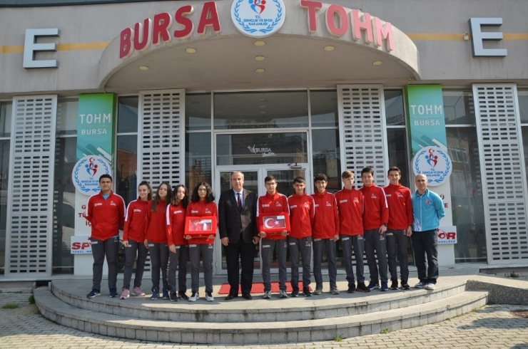 Kutsal Emanetler Törenle Uğurlandı