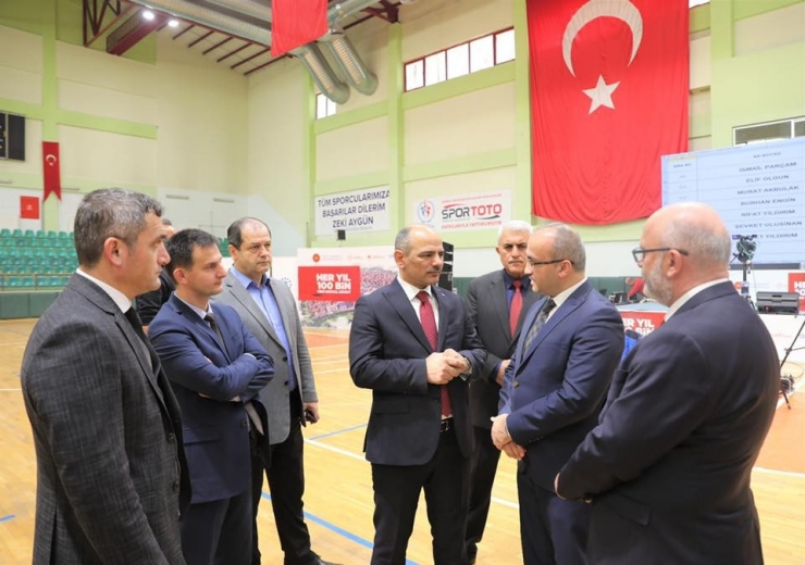 Körfez’de Toki Konutları İçin Kuralar Çekildi