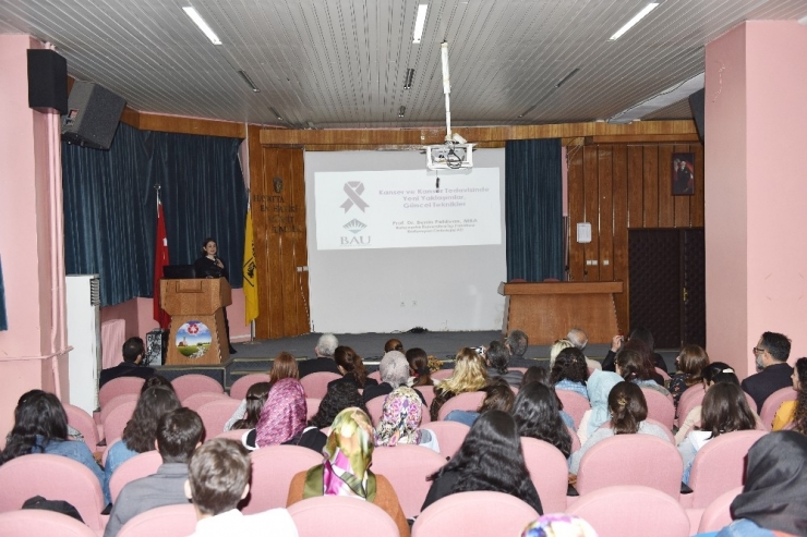 Dü’de Kanser Tedavisinde Yeni Yaklaşım Konferansı