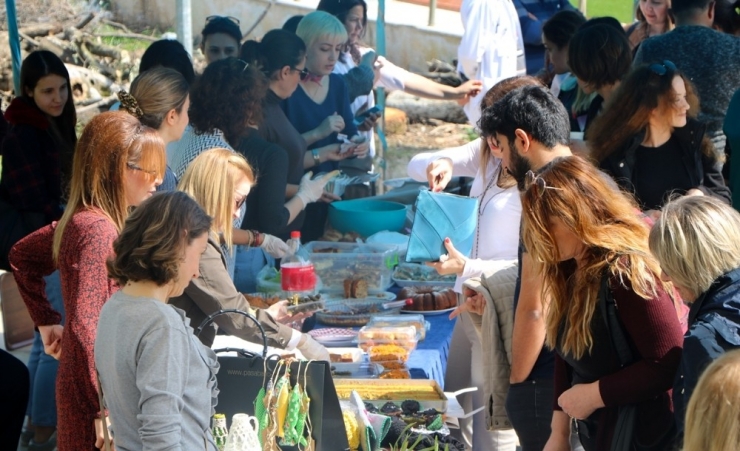 Adü Tıp Fakültesi Öğrencilerinin Yararına Etkinlik Düzenlendi