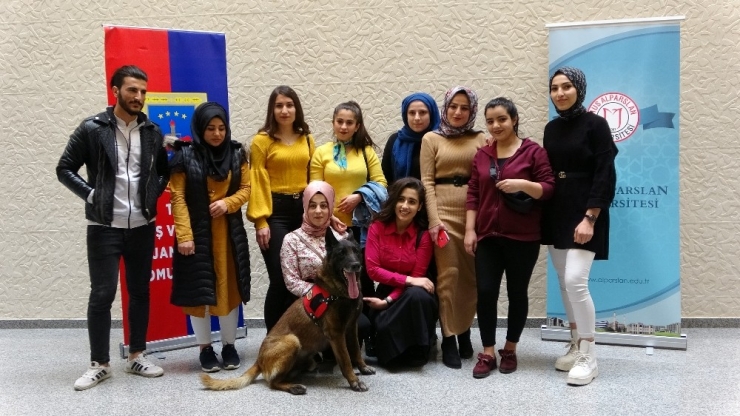 “Muş’ta "Başka Yol Yok, Uyuşturucuya Geçit Yok" Uygulaması Devam Ediyor