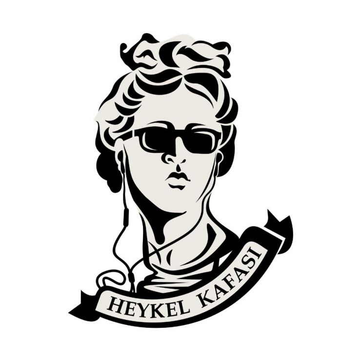 Mehmet Veysel Akdemir’in Instagram’da "Heykel Kafası" Fırtınası