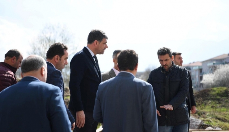 Kartepe Kent Meydanı Hızlanıyor