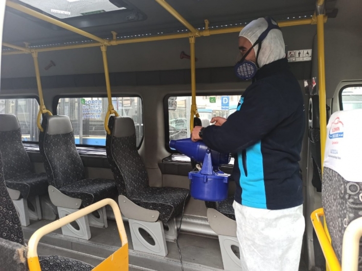 Malatya’da Yolcu Minibüsleri Dezenfekte Ediliyor