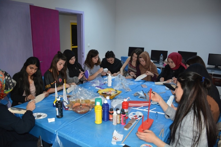 Üniversite Öğrencilerinden Kotra Üretimi